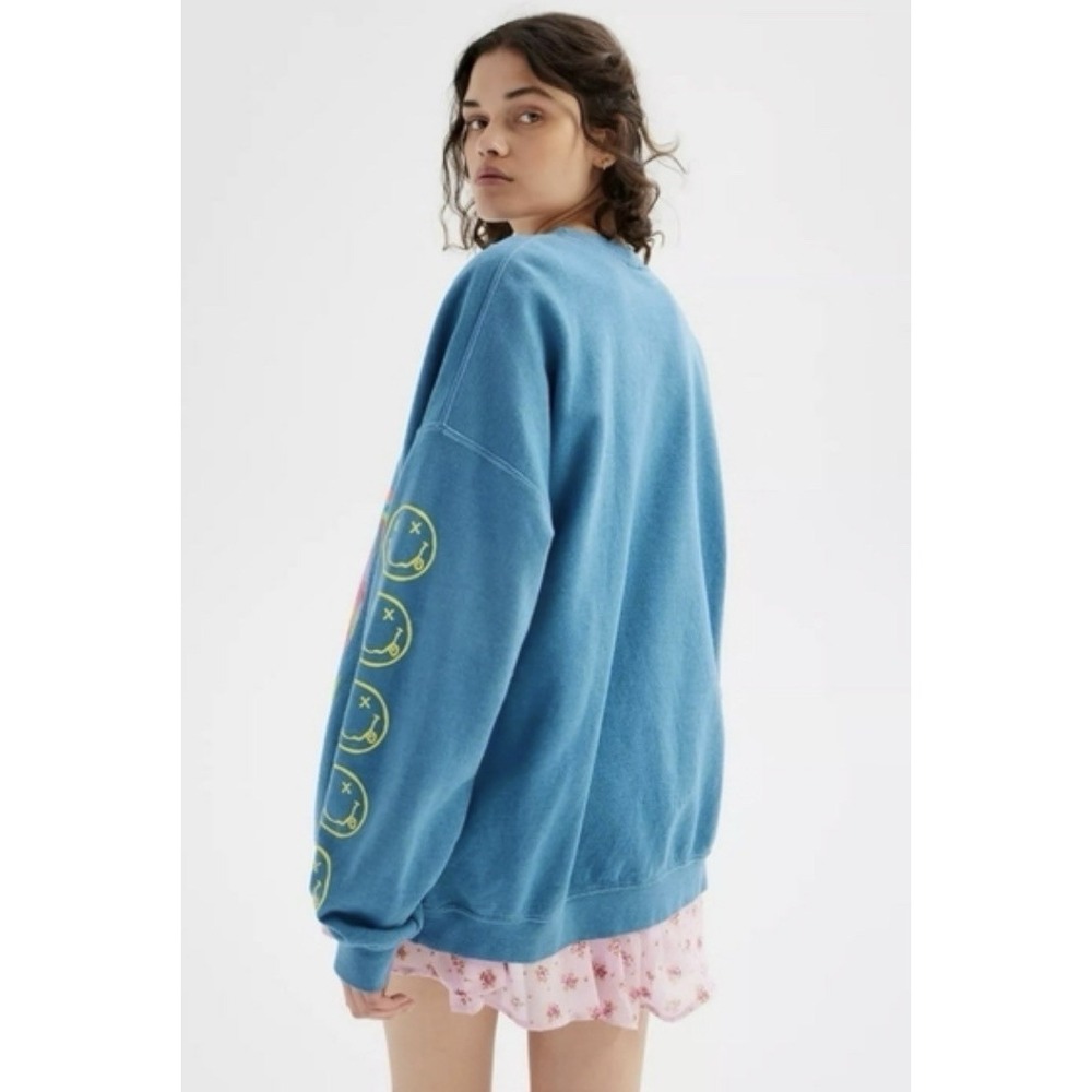 Nirvana Smile Sweatshirt Oversized Blue S/M Urban Outfitters Grunge Kurt 90s - Picture 2 of 7